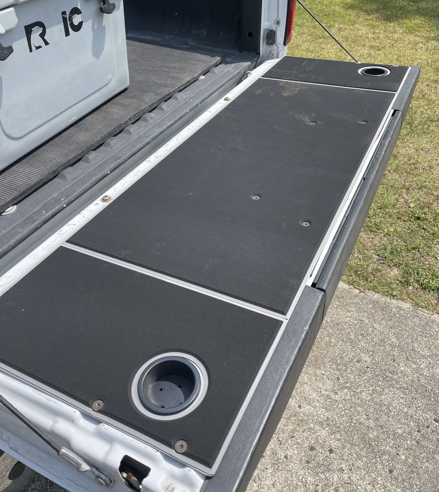 F250 F350 Tailgate Cover (2008-2016)