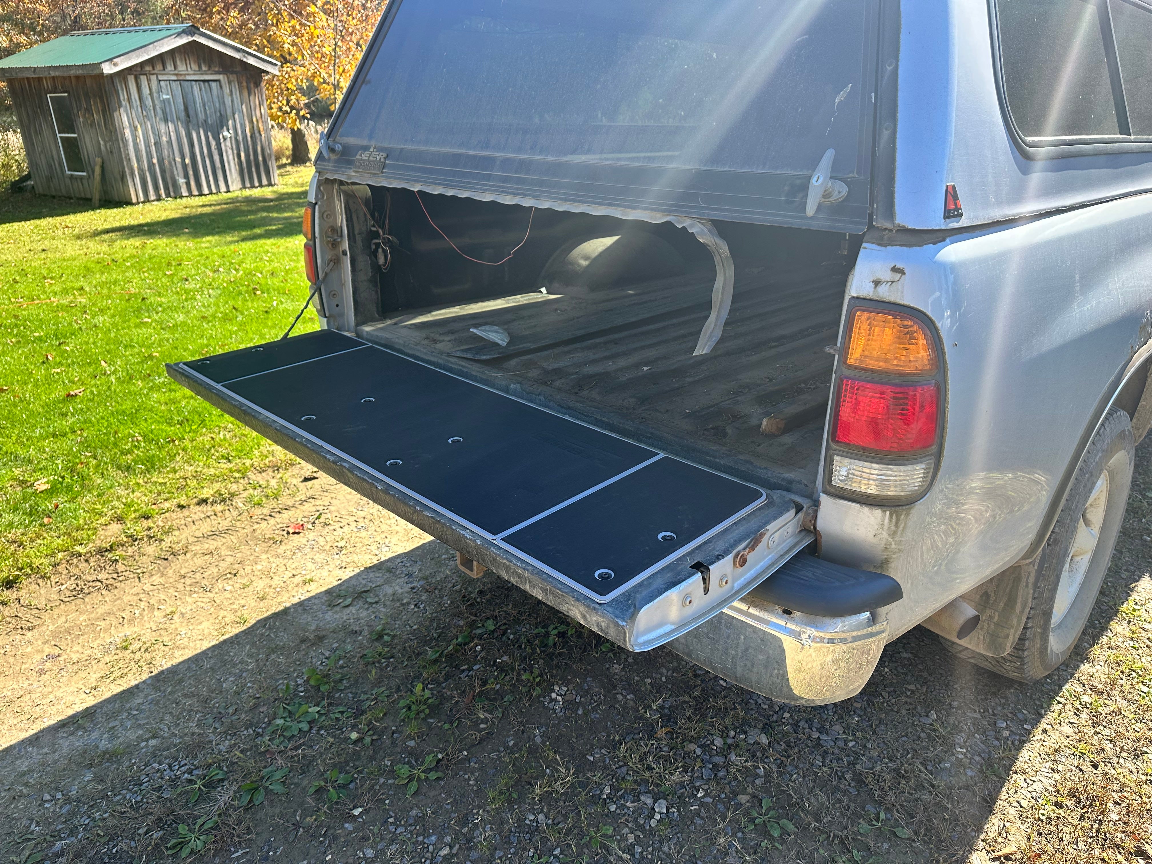 1st Gen Tundra Tailgate Cover (2000-2006)