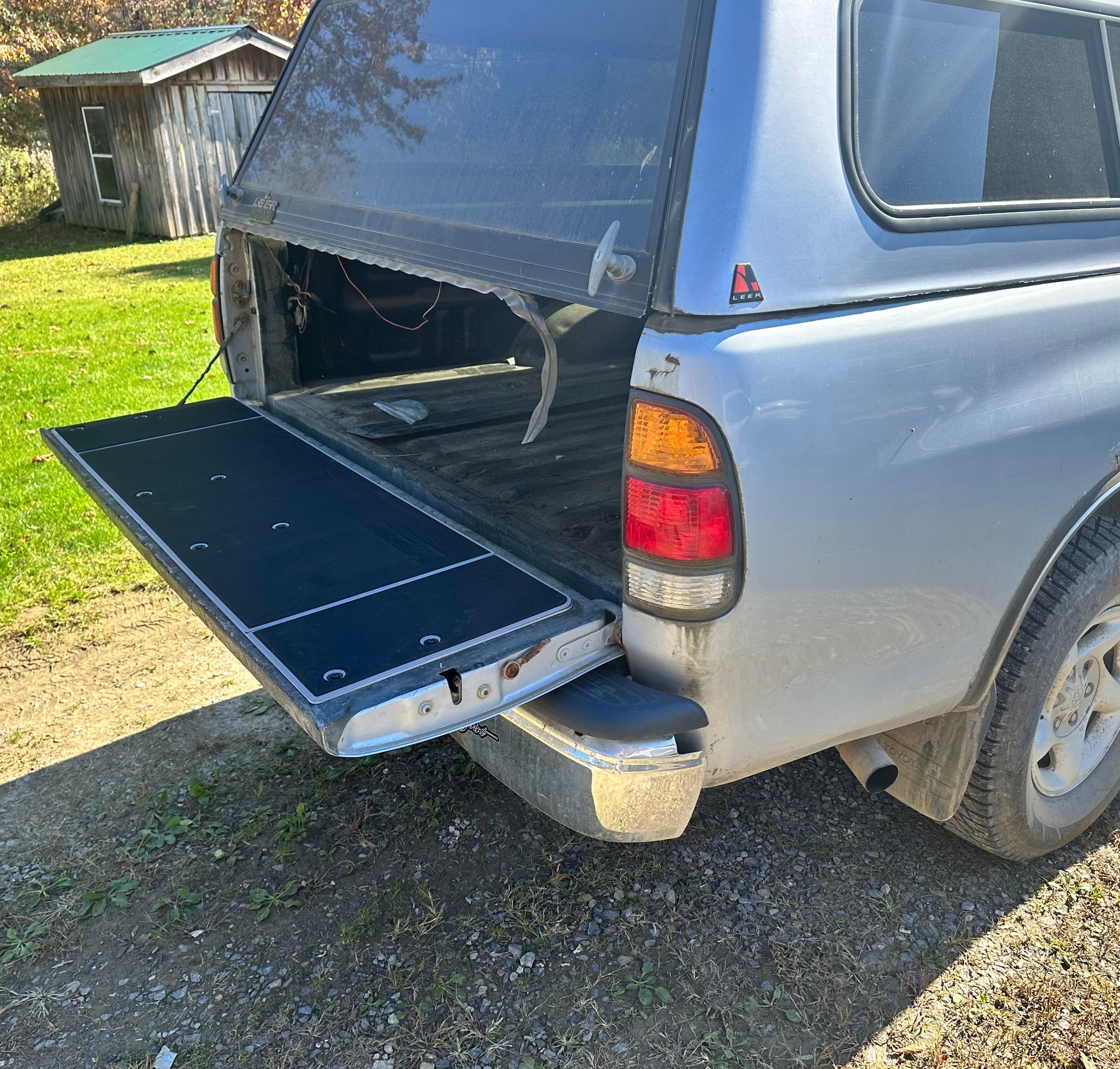 1st Gen Tundra Tailgate Cover (2000-2006)