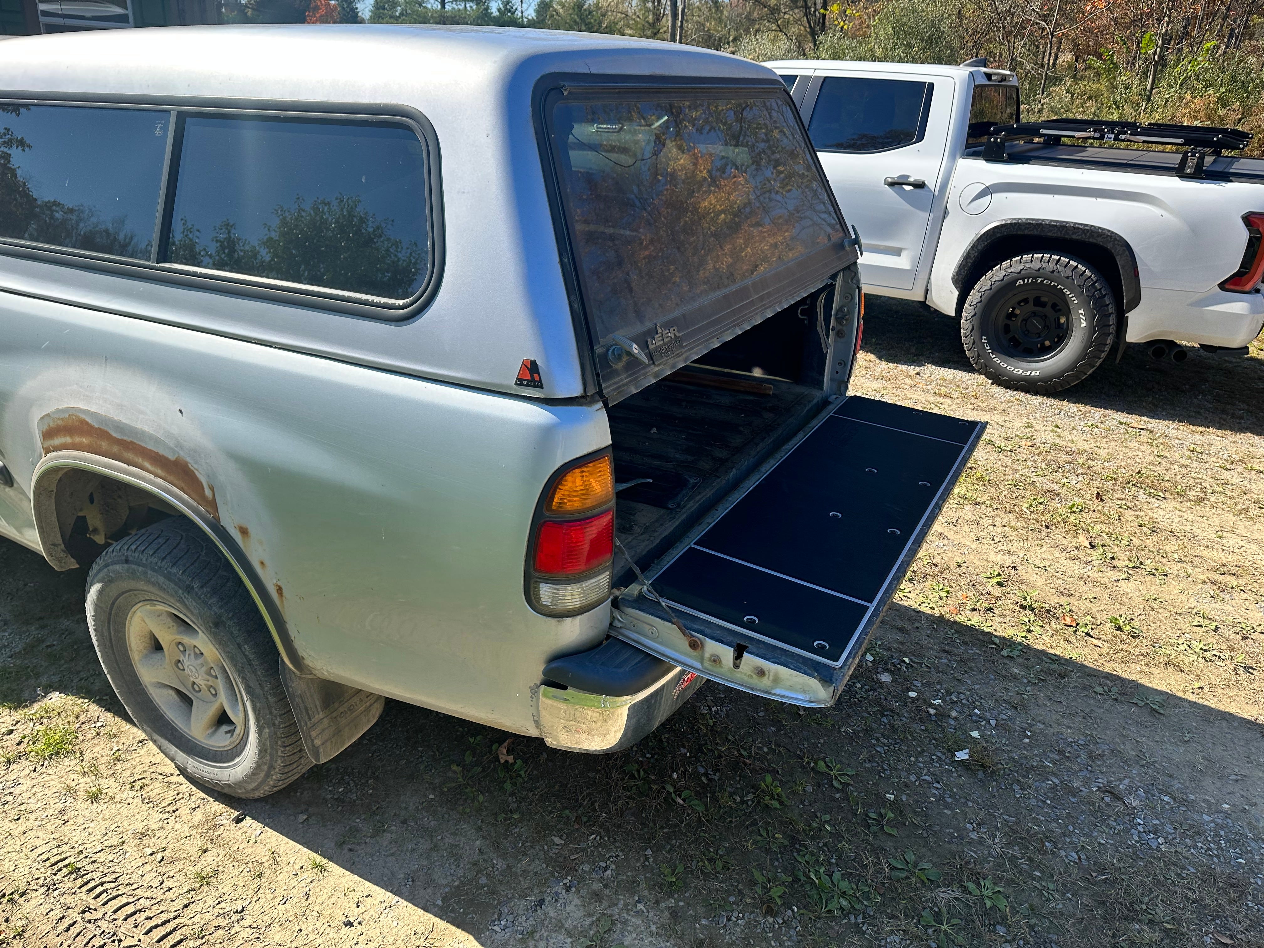 1st Gen Tundra Tailgate Cover (2000-2006)