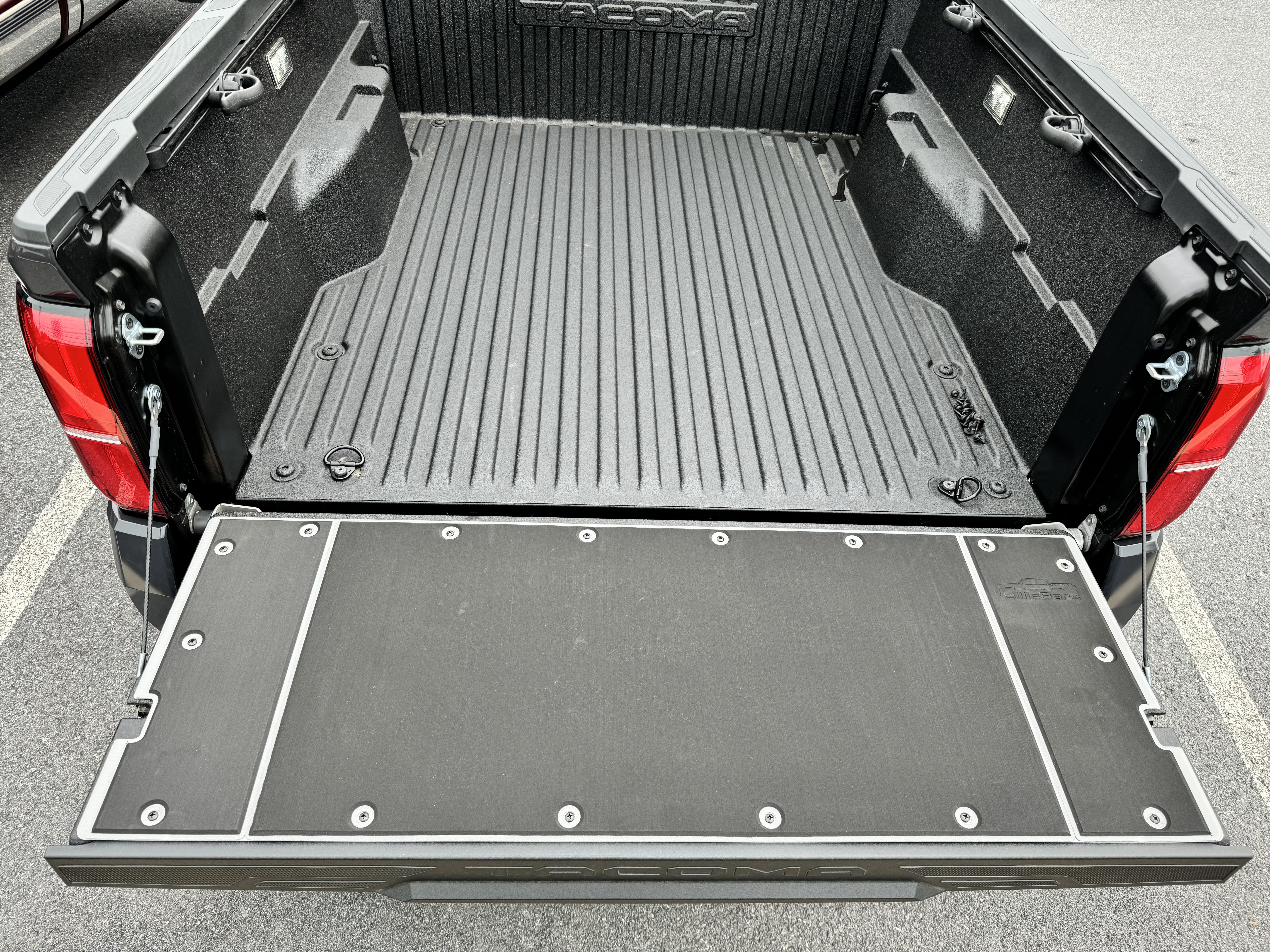 Tacoma Tailgate Cover (2024+)