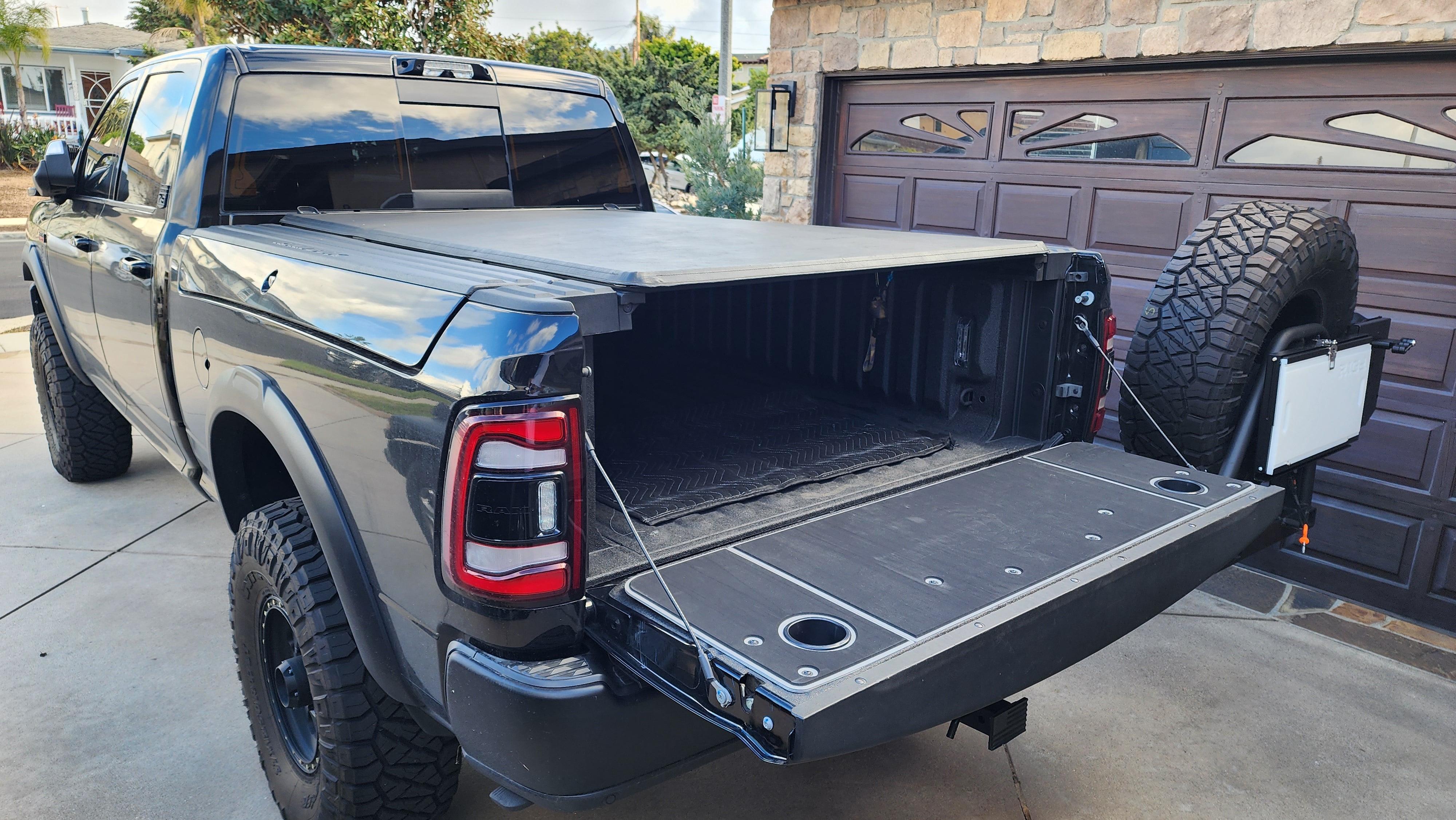 RAM Tailgate Covers (98-Current)