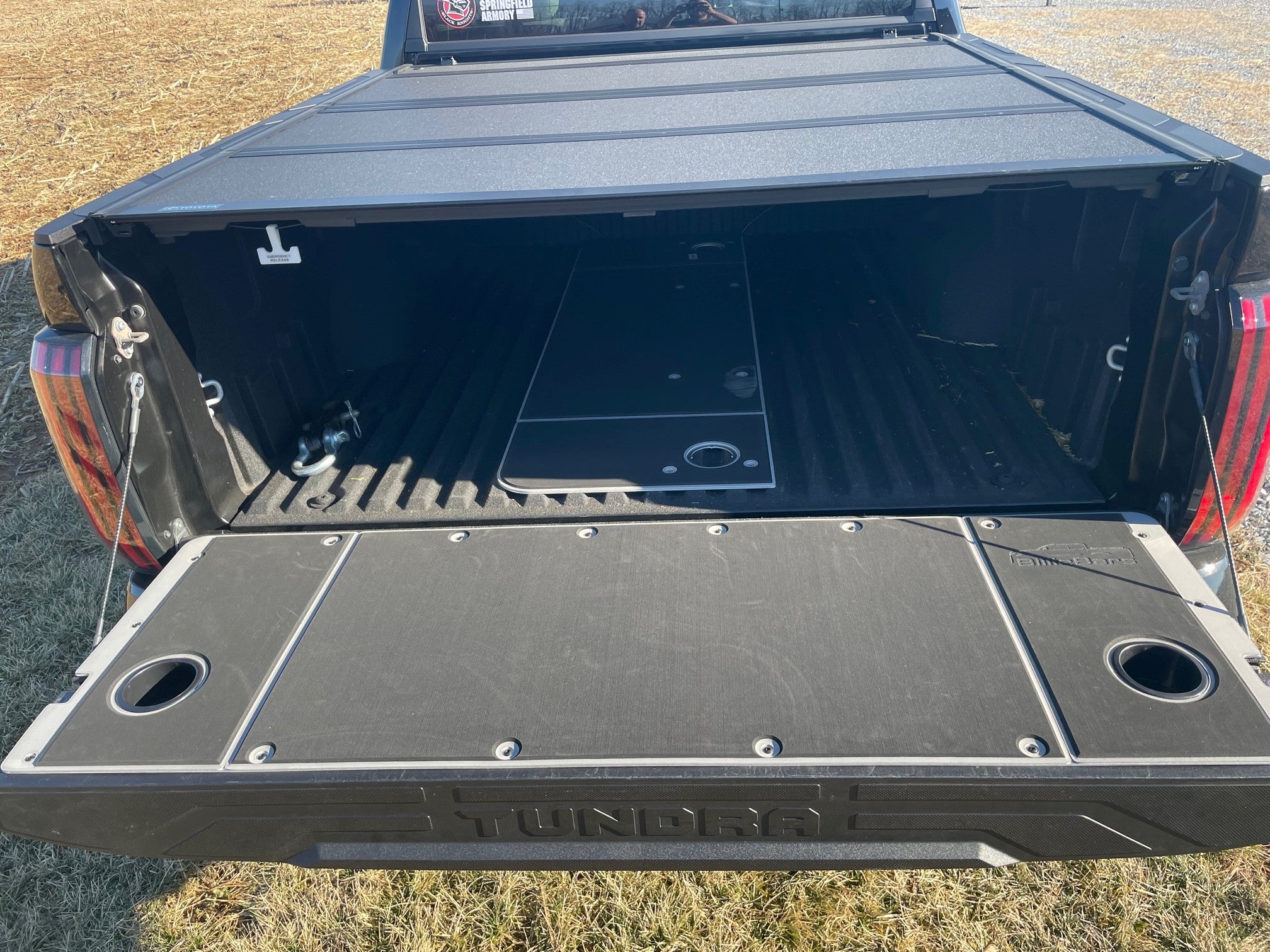 Tundra Tailgate Cover (2022+)