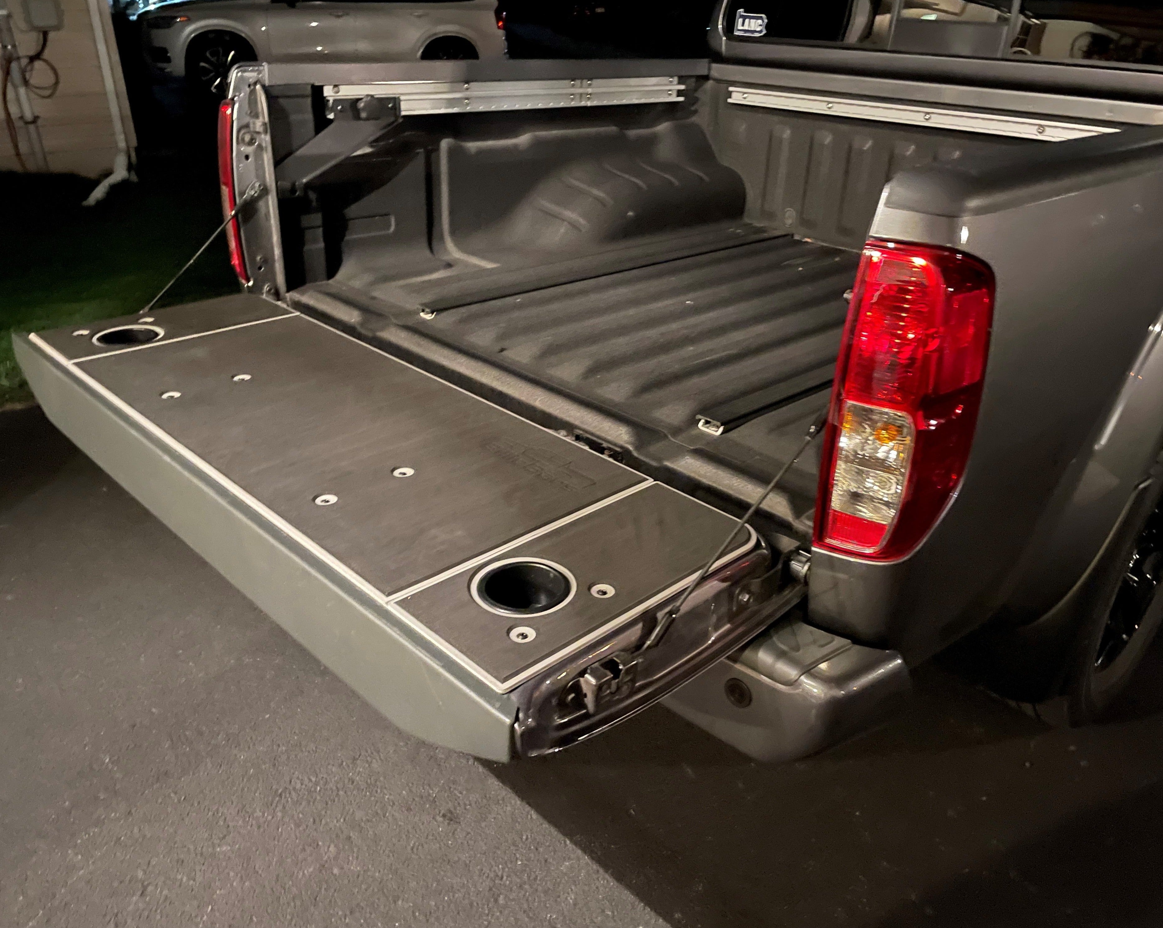 Frontier Tailgate Cover (1997-2021)