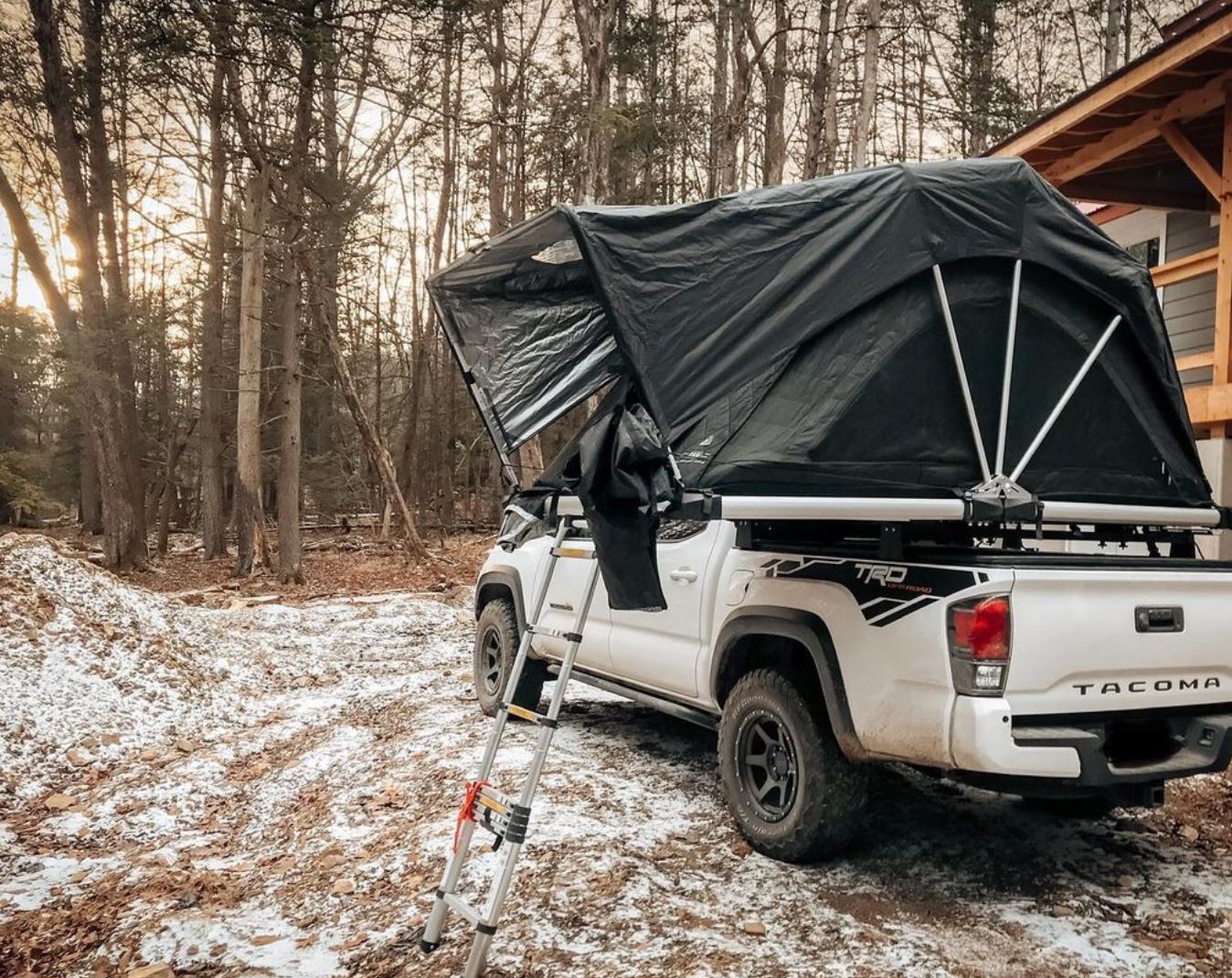 Freespirit Recreation - HIGH COUNTRY V2  ROOFTOP TENT