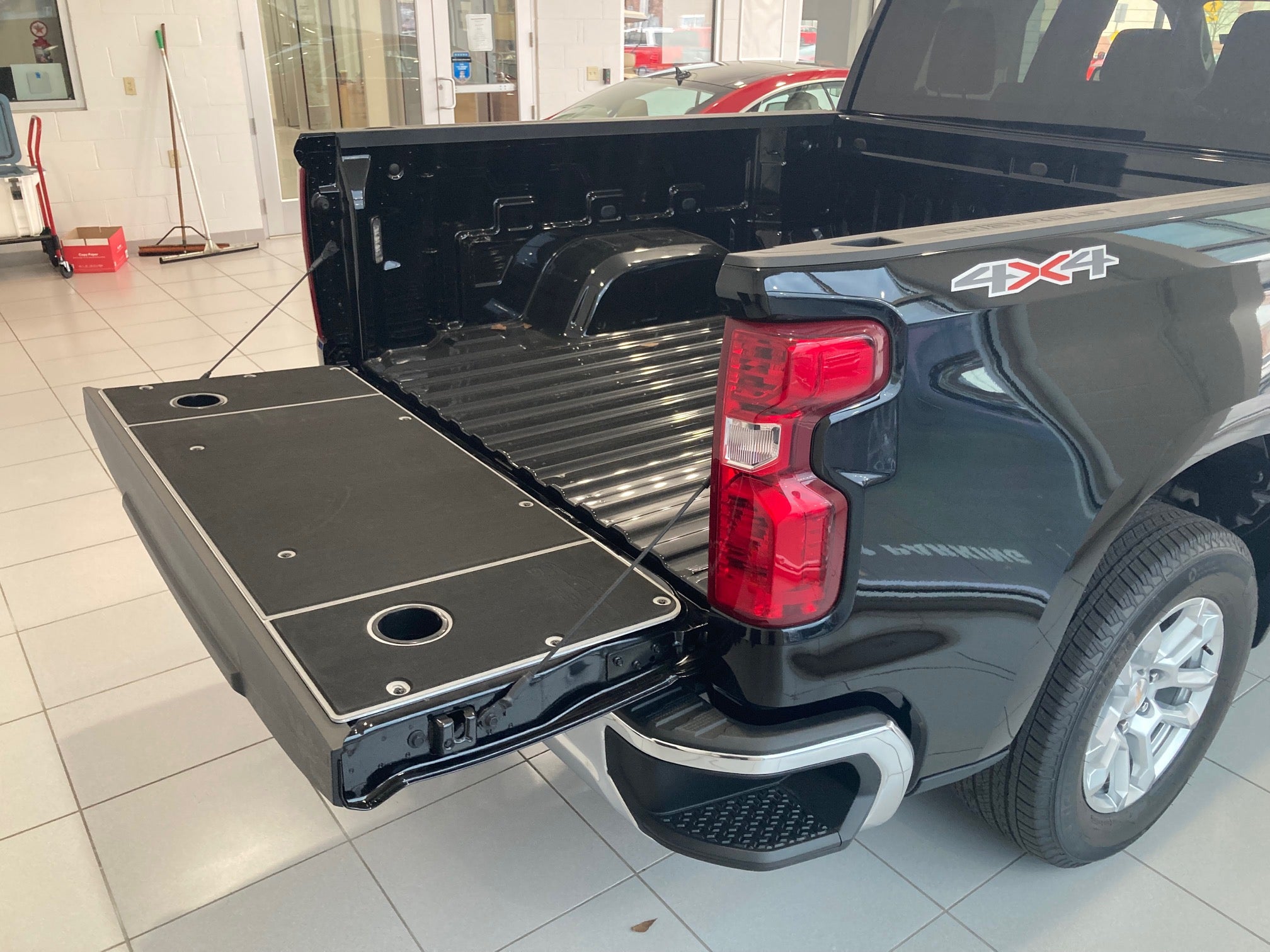 Silverado/Sierra 1500 Tailgate Cover (2019+)