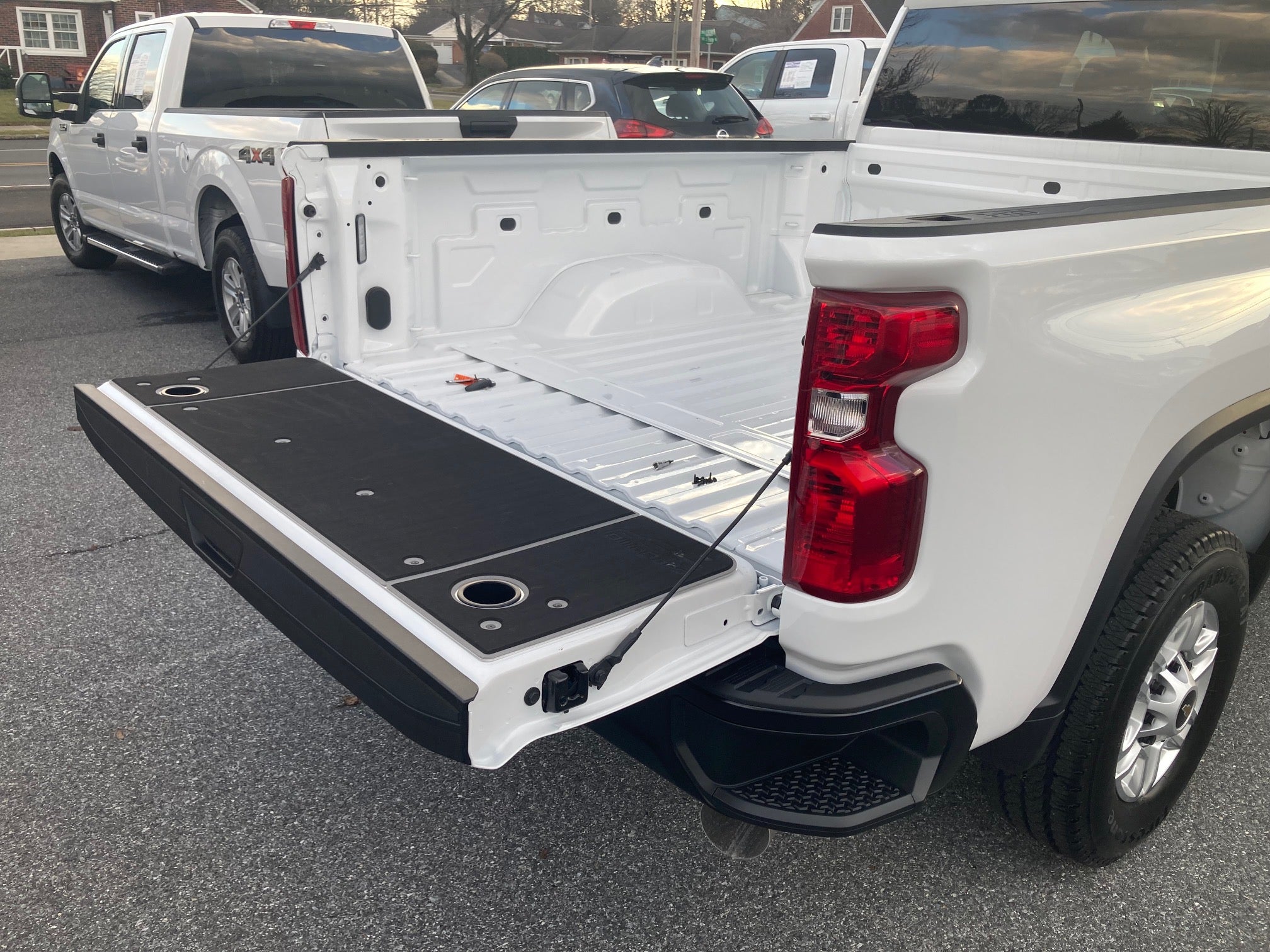 Silverado/Sierra 2500, 3500 Tailgate Cover (2019+)