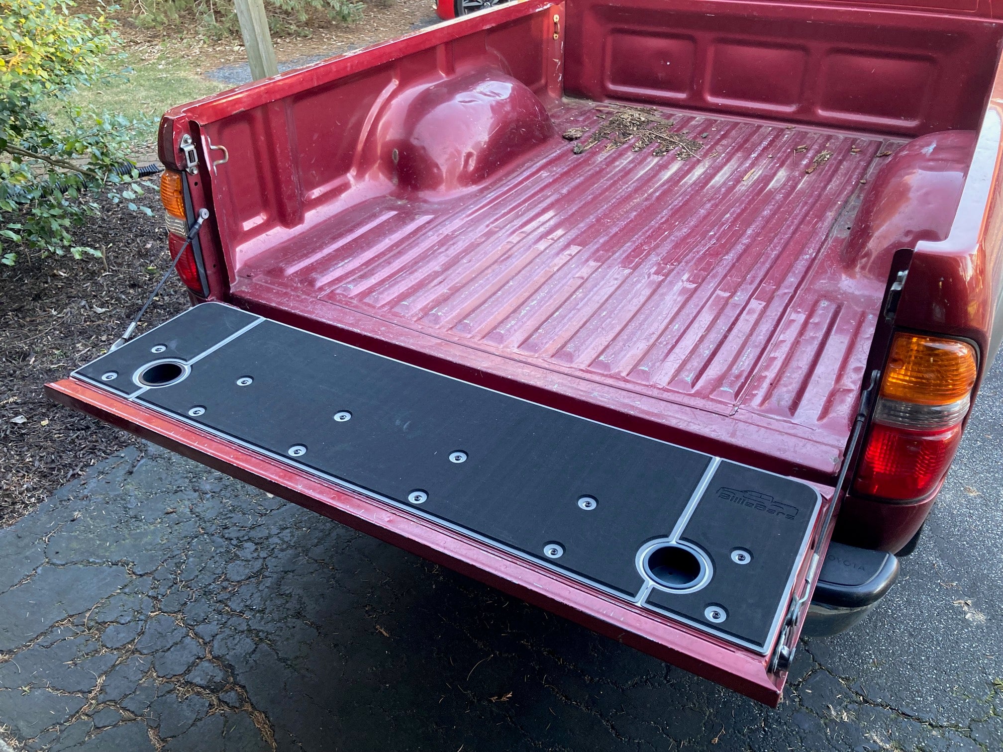 1ST GEN Tacoma Tailgate Cover (1995-2004)