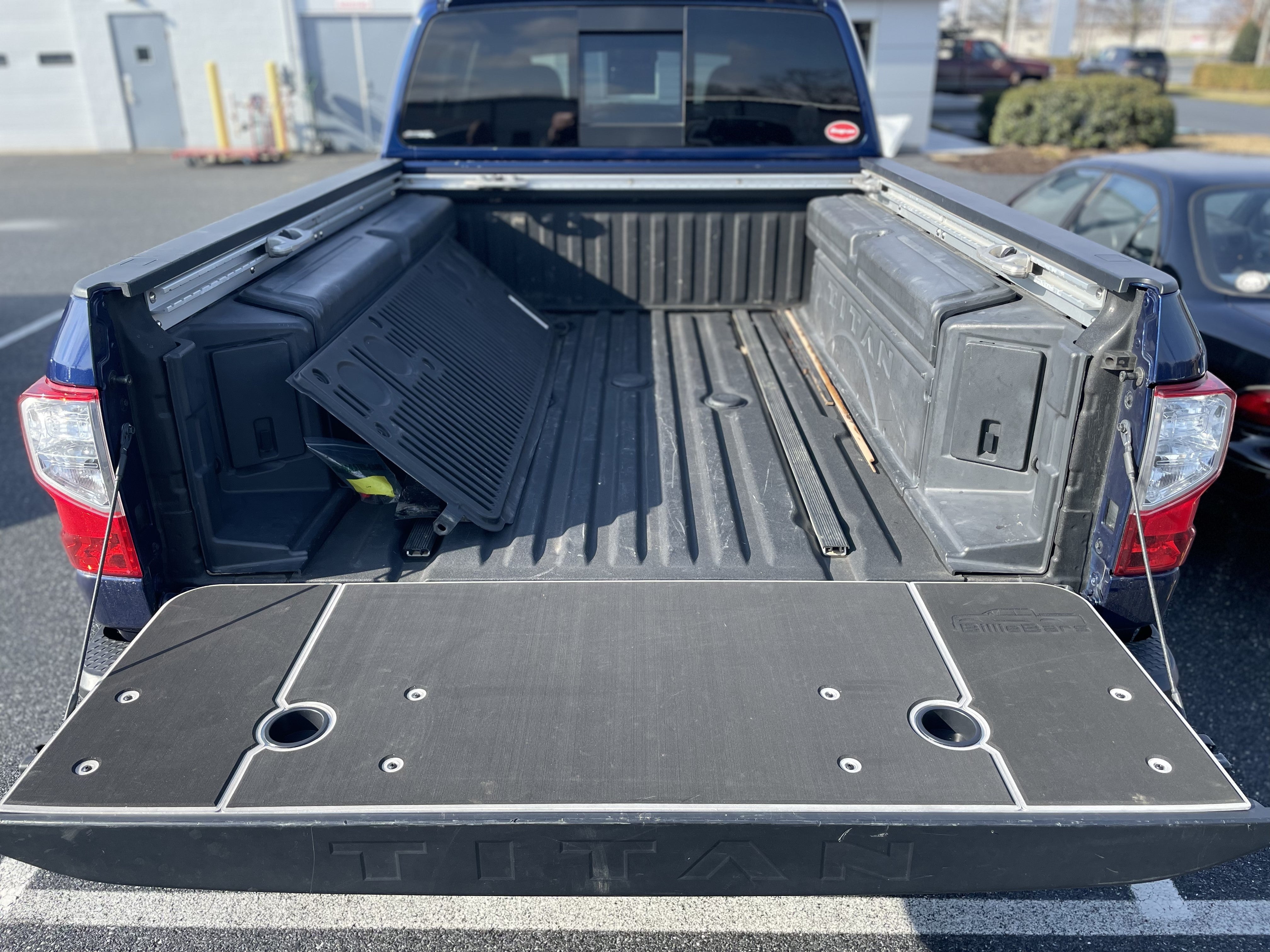 Titan Tailgate Cover (2004-2025)