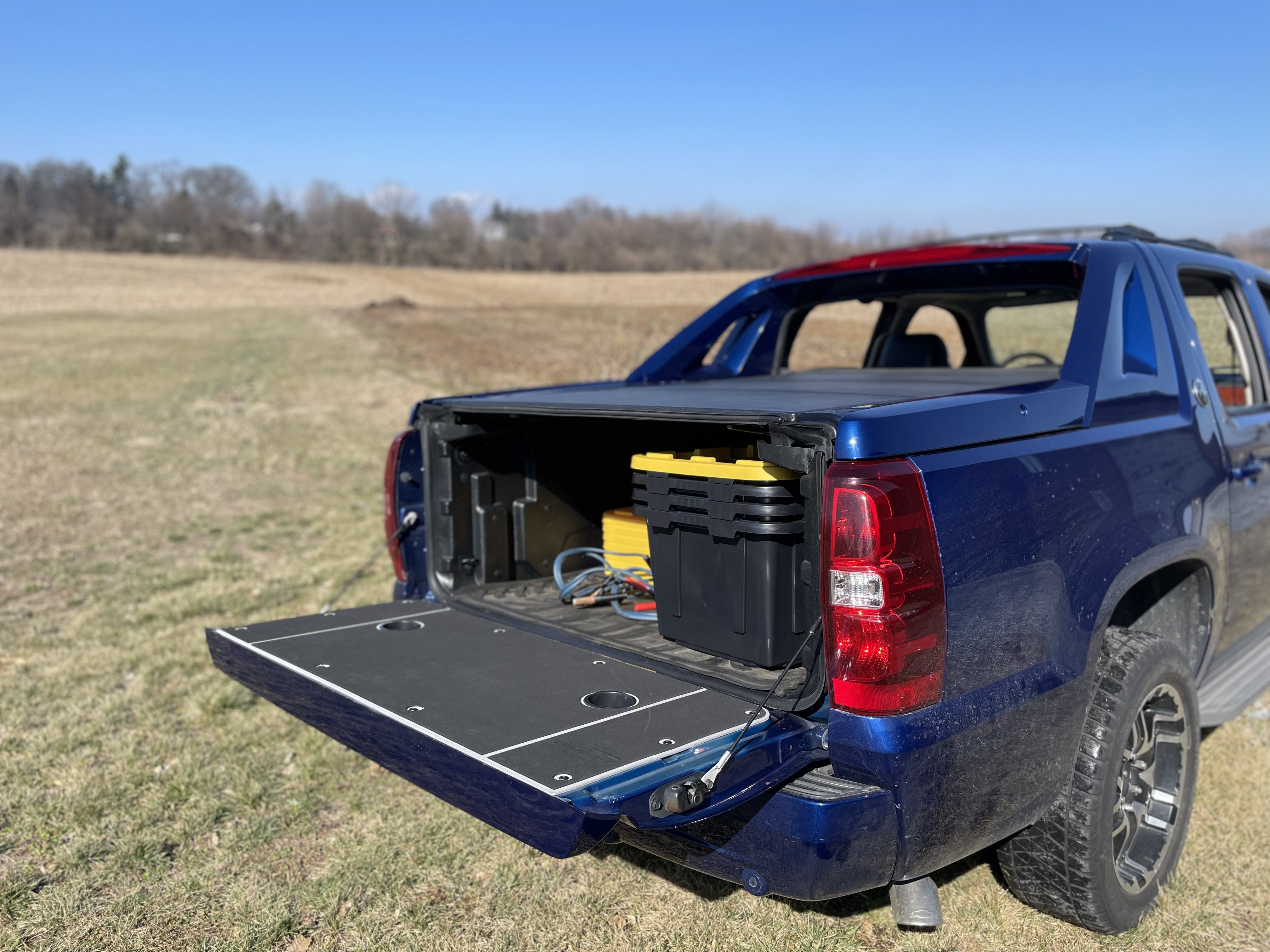 Avalanche Tailgate Cover (2007+)