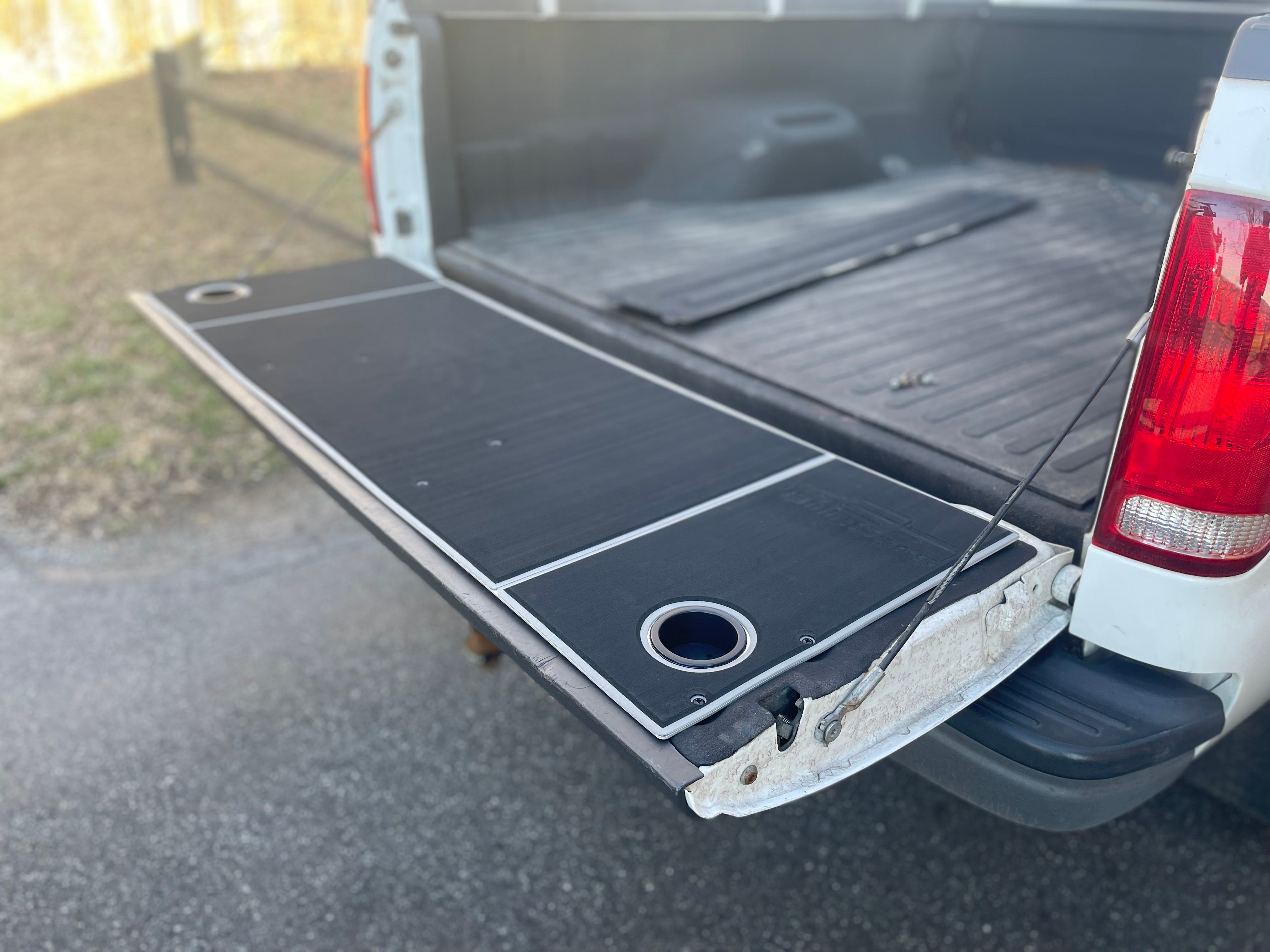 F150 F250 F350 Tailgate Cover (1999-2007)