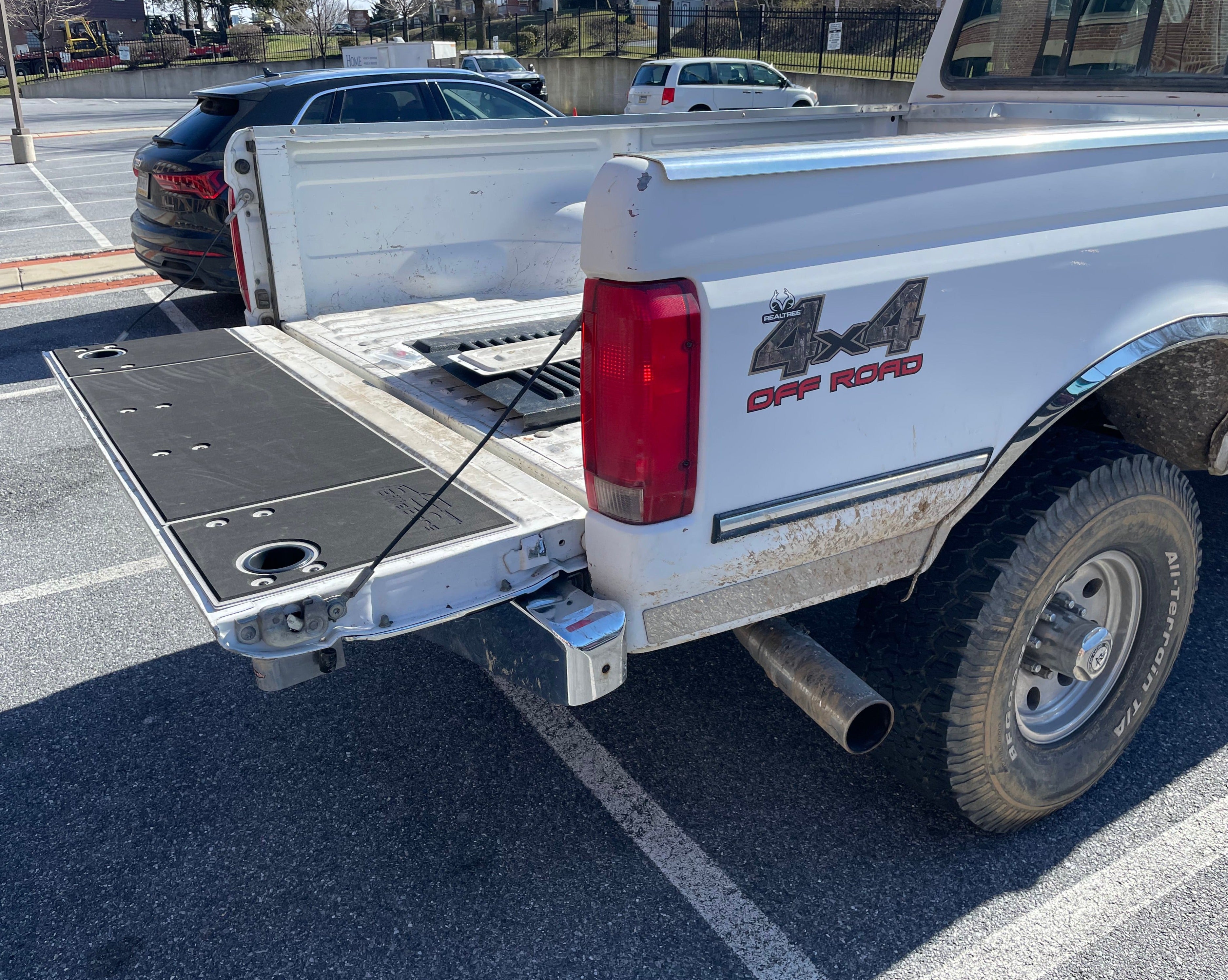 F250 F350 Tailgate Cover (1987-1996)