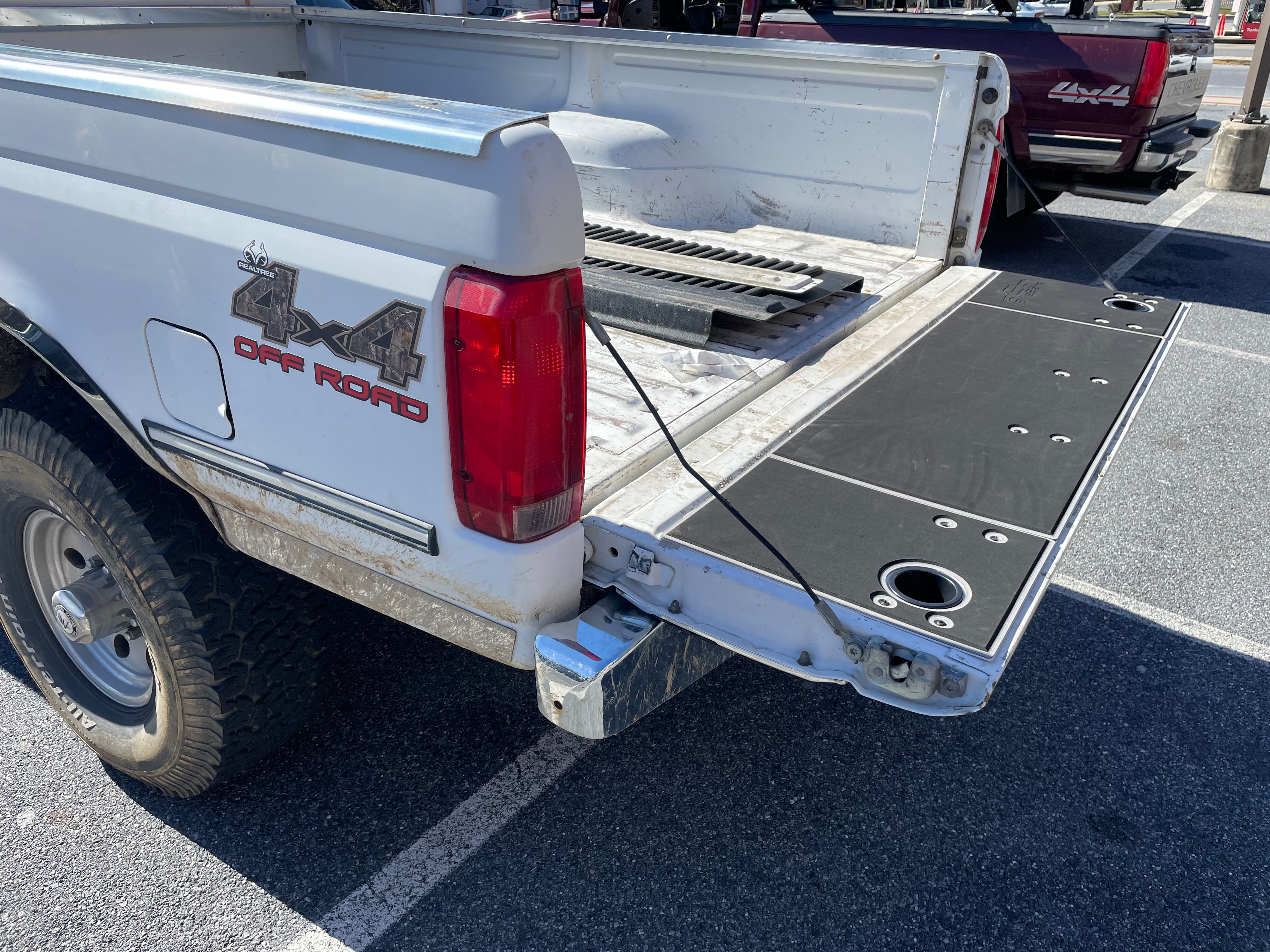 F250 F350 Tailgate Cover (1987-1996)