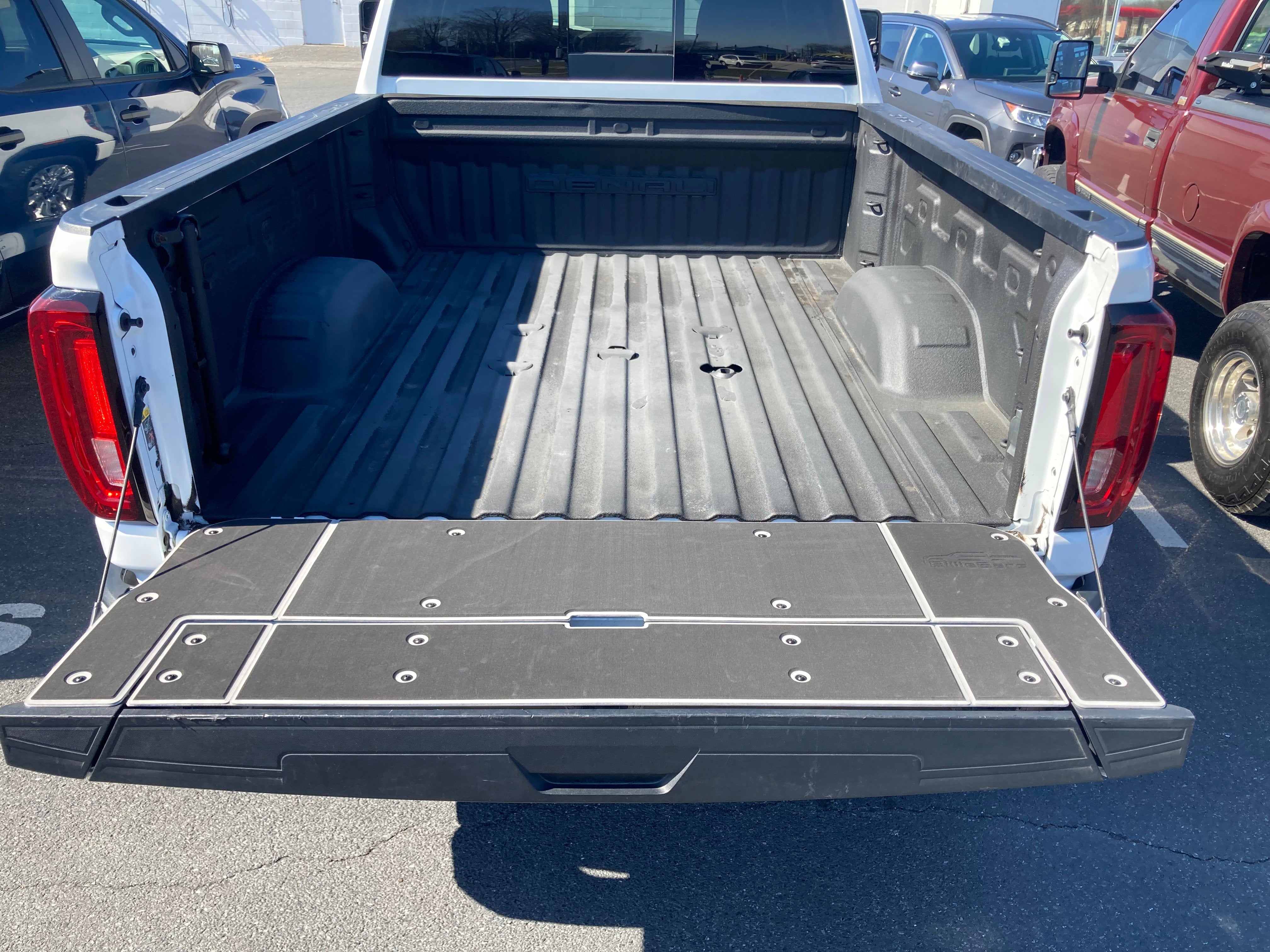 Silverado/Sierra MULTI-FLEX/MULTIPRO Tailgate Cover Kit