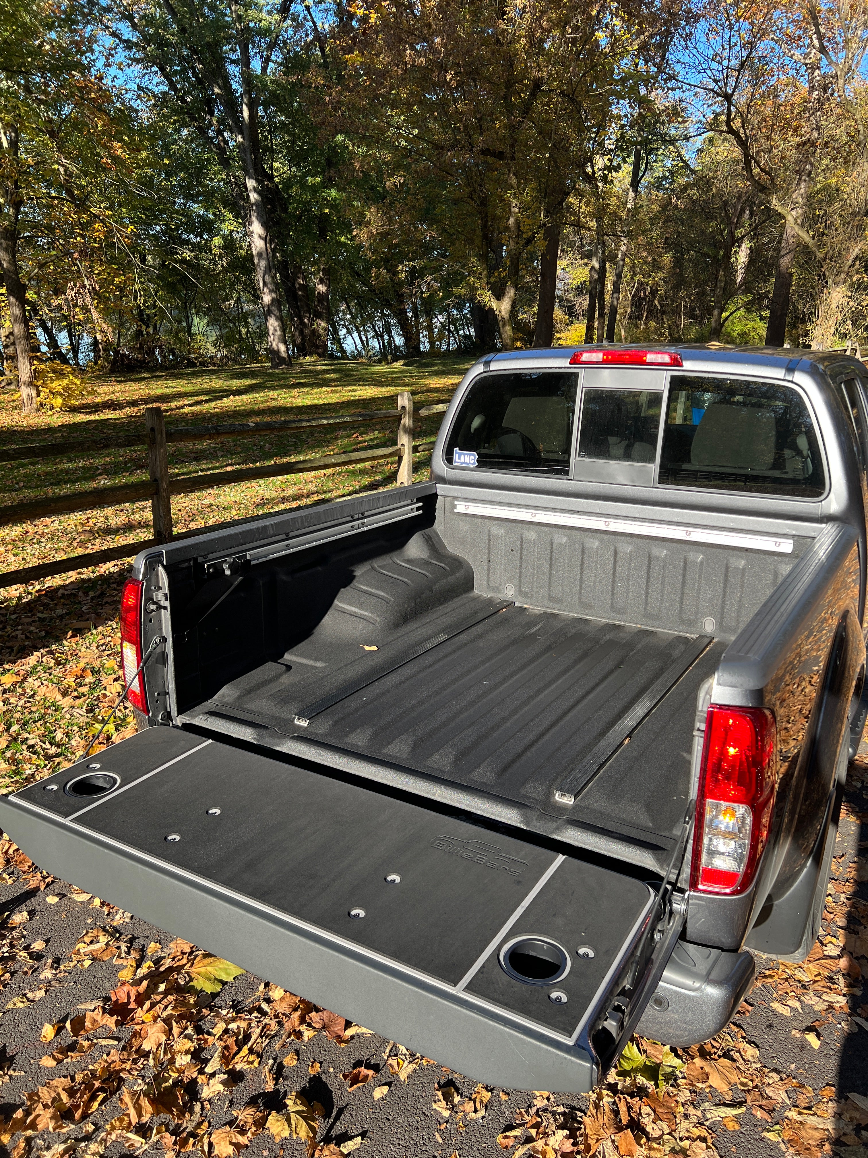 Frontier Tailgate Cover (1997-2021)