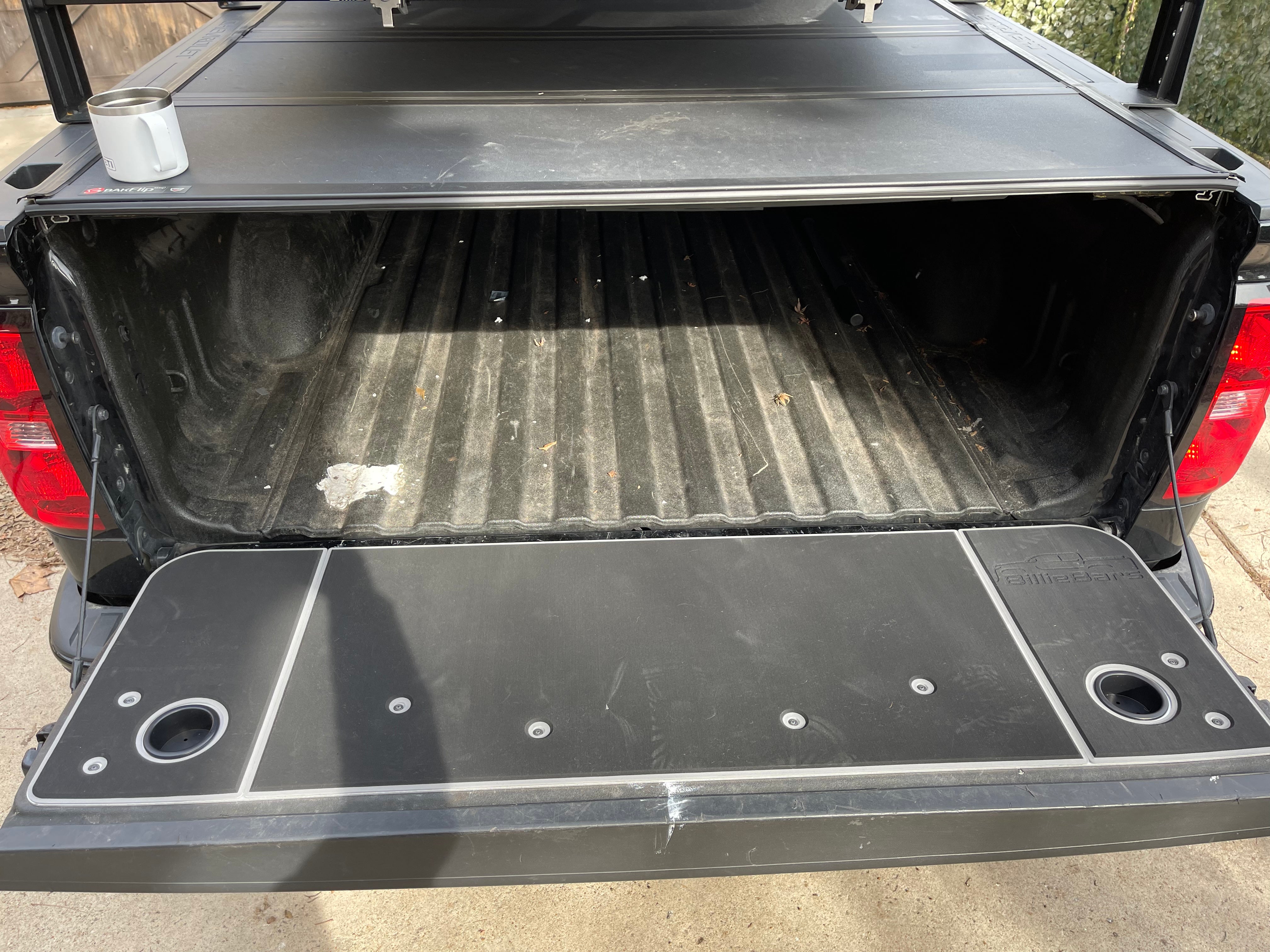 Silverado/Sierra 1500, 2500, 3500 Tailgate Cover (2014-2018)