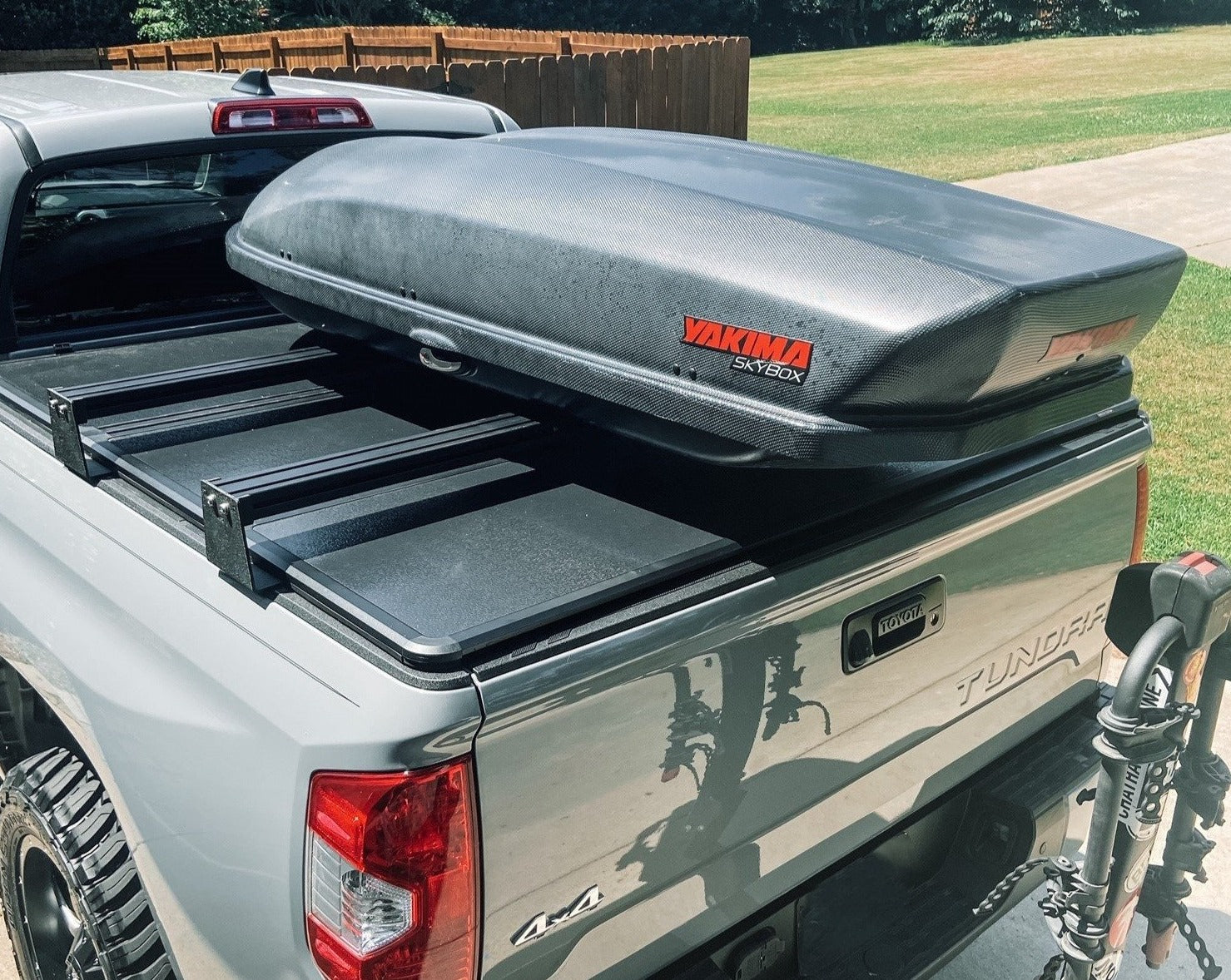 Toyota Tundra (2007-2025), Low Profile Bed Rack